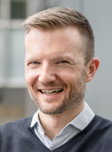 TikTok: Ex-Hengeler Mueller-Anwalt wird General Manager Deutschland - Tobias Henning verlässt die Axel Springer SE und geht zu TikTok (Foto: Axel Spinger SE)